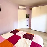 2 Double Rooms Private Parking Fast Wifi